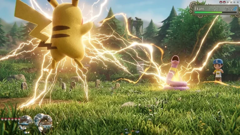 Pokemon Let's Go Pikachu Switch NSP Pikachu using Thunderbolt attack against Ekans